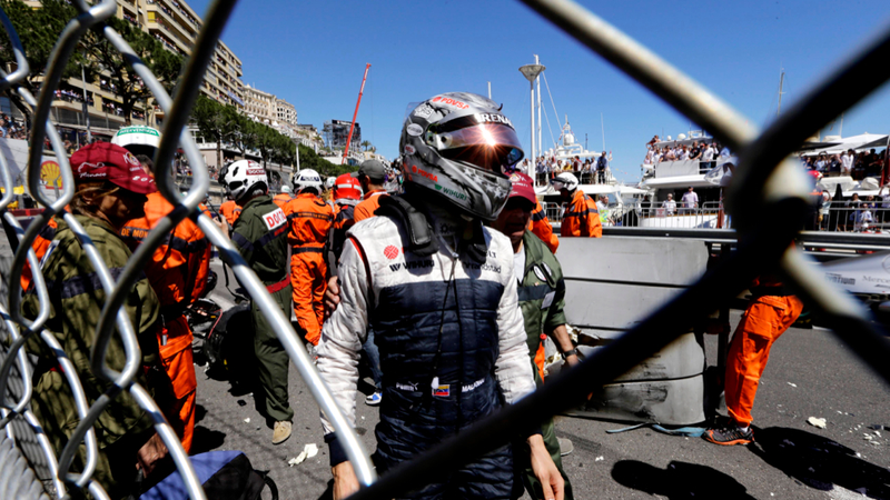 Illustration for article titled Smashes And Crashes Dominate The Monaco Grand Prix